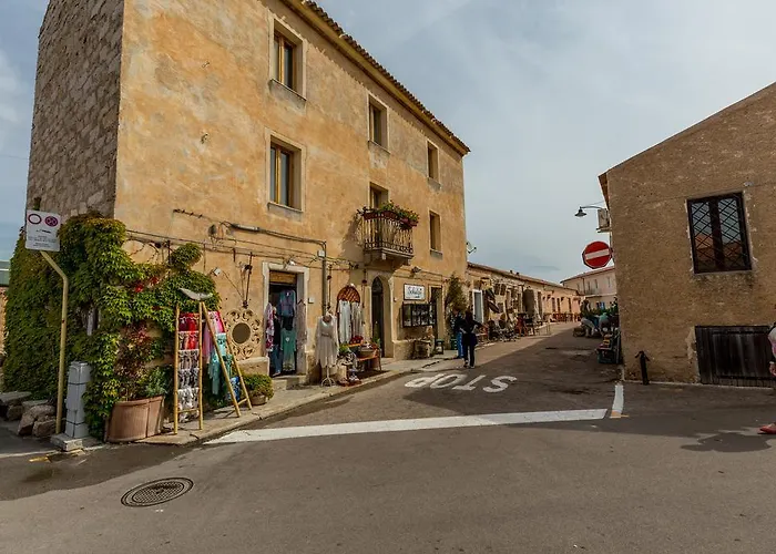 Palazzo Beddoro * San Pantaleo